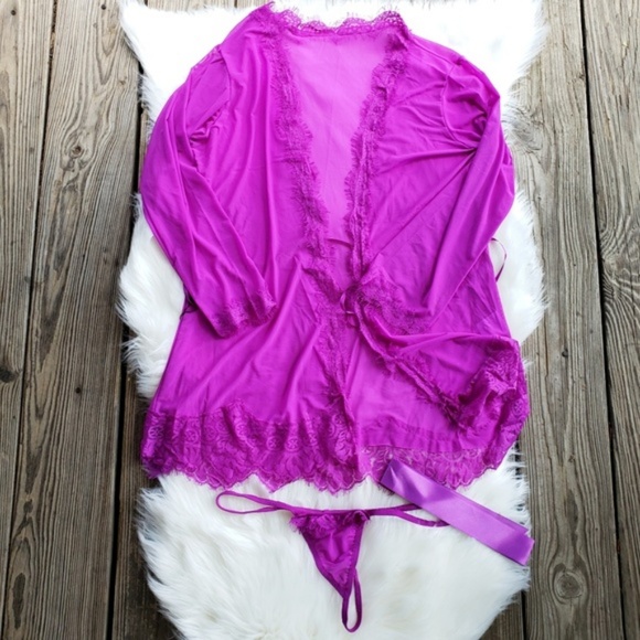 NEW Victoria Satin & Lace Robe Lingerie Set - Picture 6 of 8